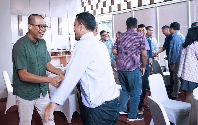 LOBBYING & NEGOTIATION SKILLS: KUNCI MEMBANGUN HUBUNGAN DAN MENCAPAI KESEPAKATAN YANG SALING MENGUNTUNGKAN