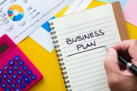 KEWIRAUSAHAAN KREATIF & PENGEMBANGAN BUSINESS PLAN PEMUDA: LANGKAH AWAL MEMBANGUN BISNIS YANG BERKELANJUTAN